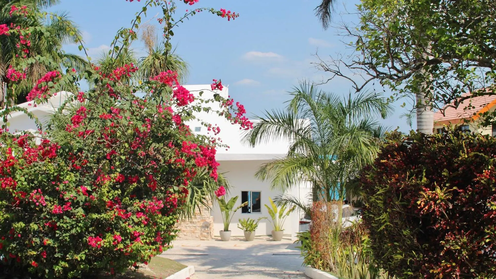 Casa Sol Y Luna - Beautiful Sunrises And Infinity Pool Bacalar Mexiko